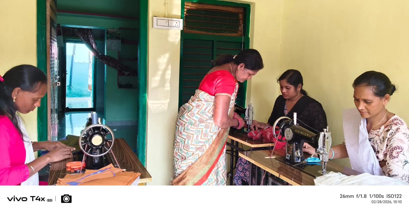 Tailoring training photo